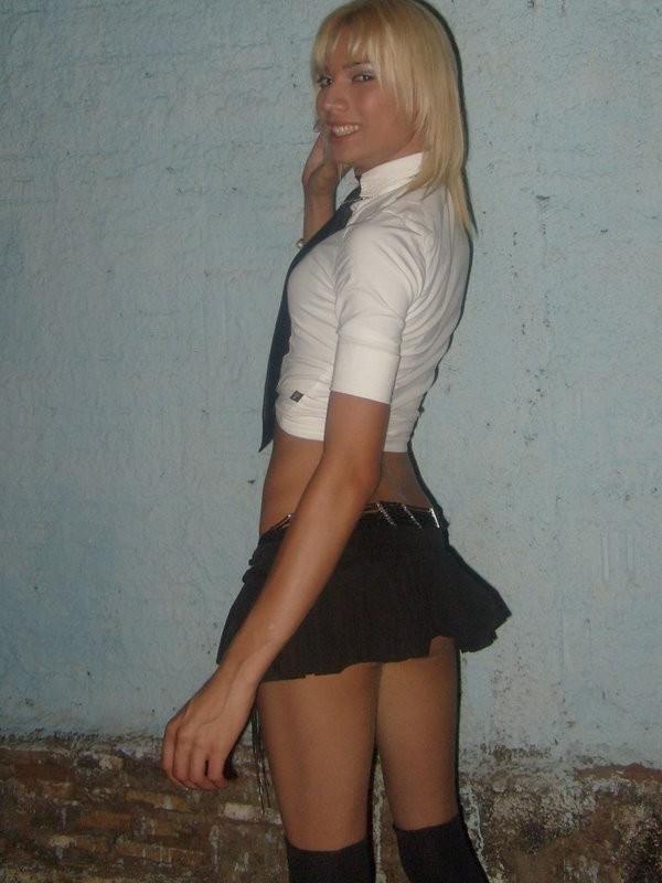 15P Real Tranny Gfs posing and showing big cocks