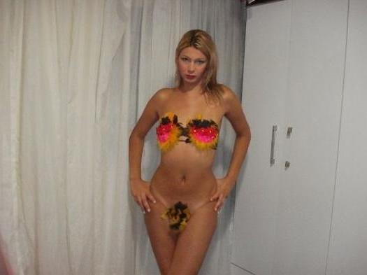 15P Real Tranny Gfs posing and showing big cocks
