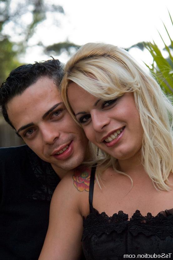 15P Hungry dominant Thays Schiavianato fucks straight male then cums