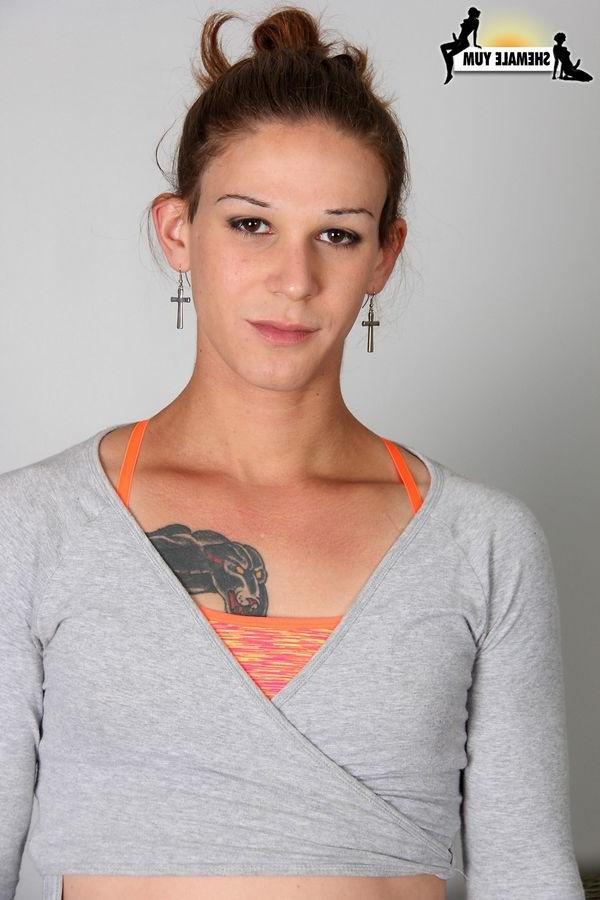 16P All American Tgirl Hottie Playing With Her Curved Cock