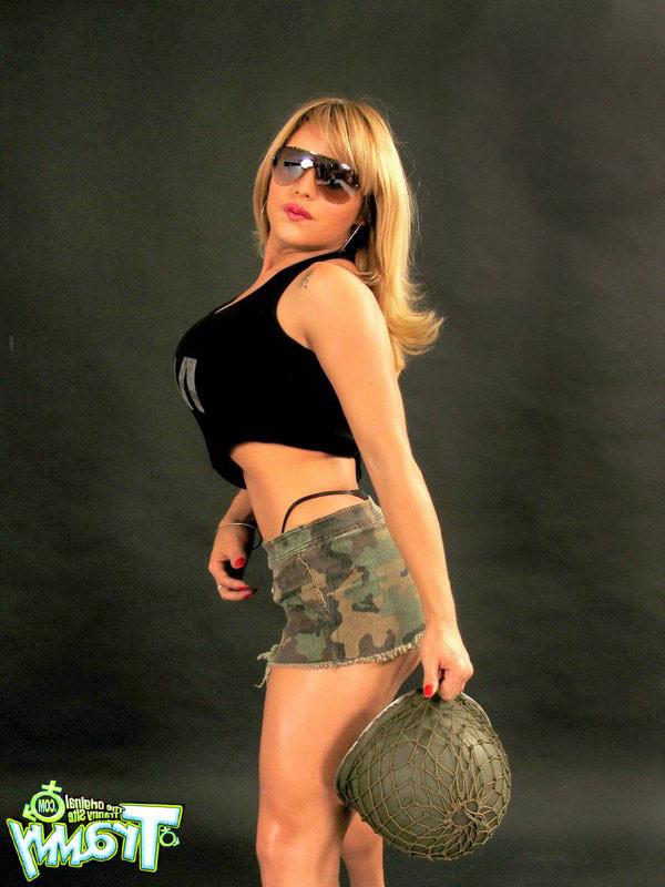 16P Incredibly hot shemale flaunts her massive tits