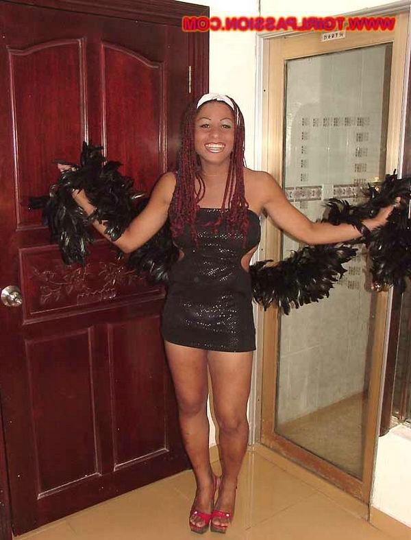 14P Beautiful ebony shemale cock stroker