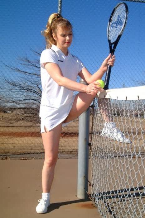 16P Hairy Pussy Upskirt Caught on Outdoor Tennis Court