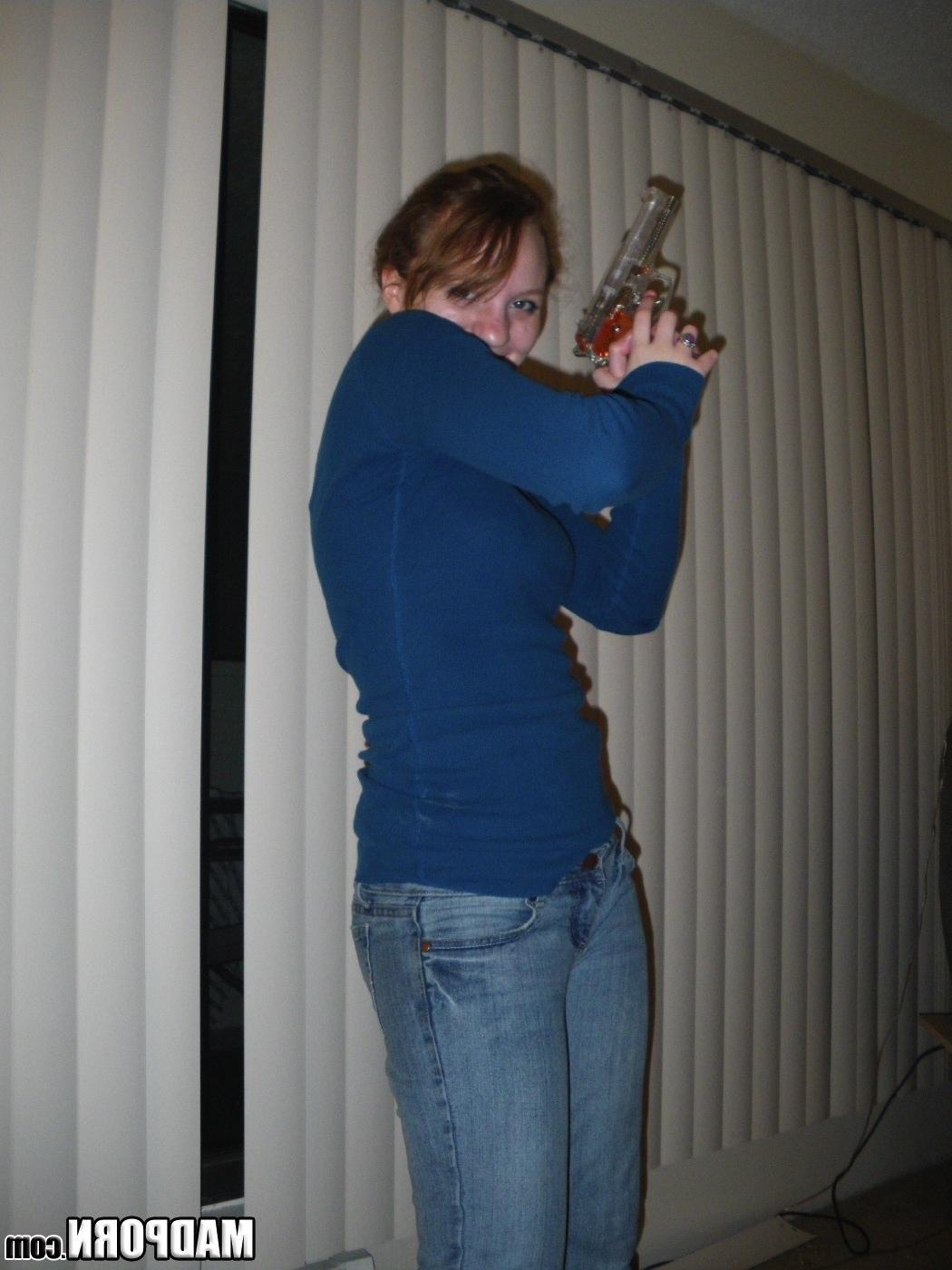 14P Redhead amateur sucks her BF's gun outside, then plays with a real one.