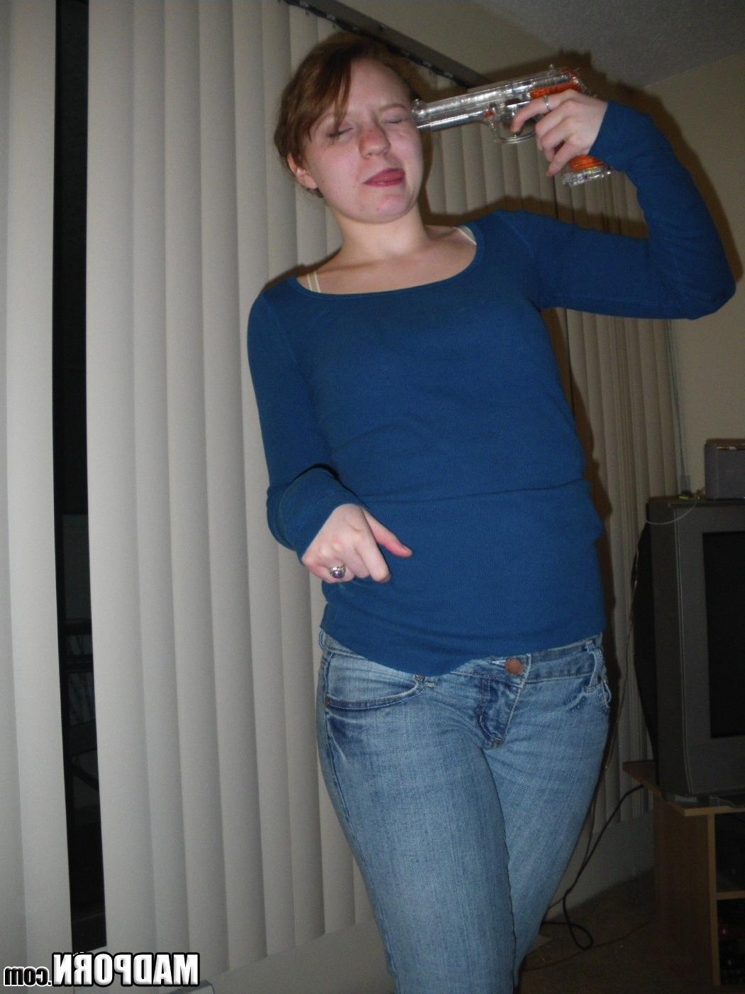 14P Redhead amateur sucks her BF's gun outside, then plays with a real one.
