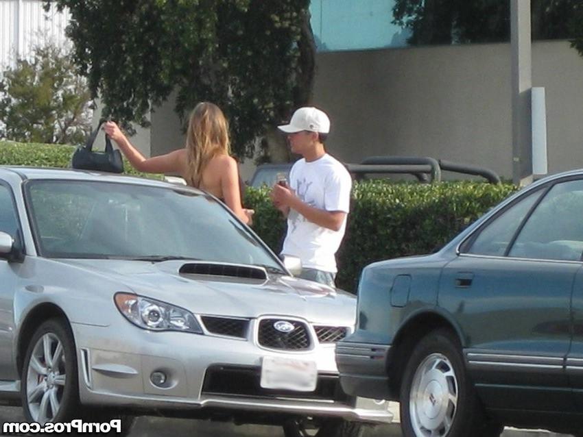 16P sexy wife caught kissing her other guy