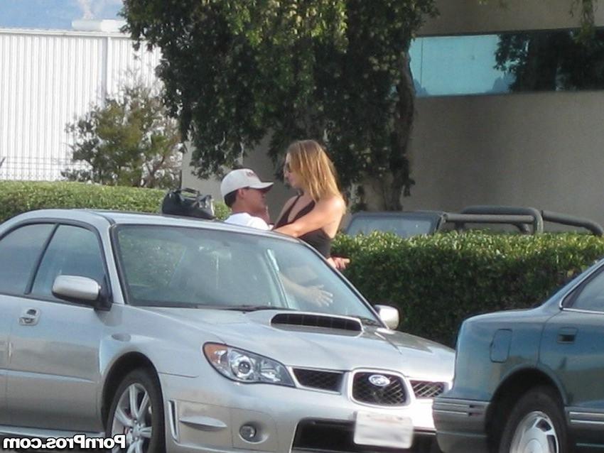 16P sexy wife caught kissing her other guy