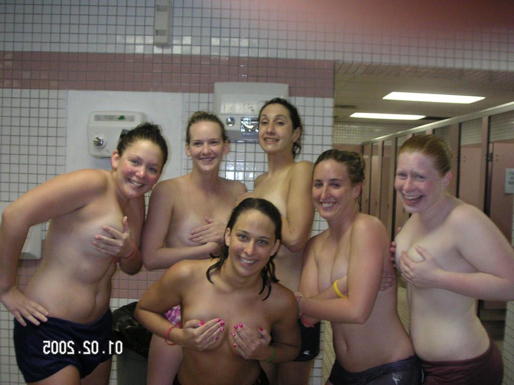 16P Assorted amateur teens caught topless and nude in private photos