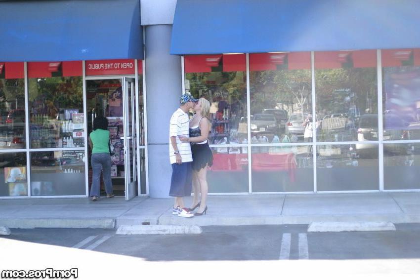 16P blonde girl caught kissing other guy in a parking lot