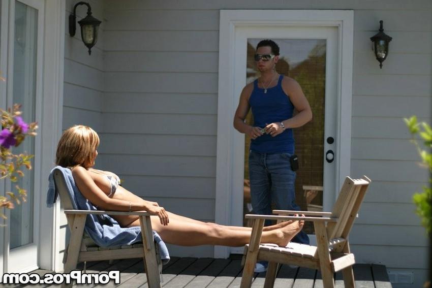 16P filthy housewife caught seducing another guy