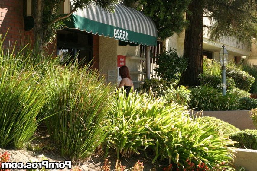 16P redhead girl caught picking up her other guy
