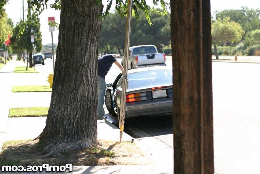 16P redhead girl caught on cam picking up her other guy