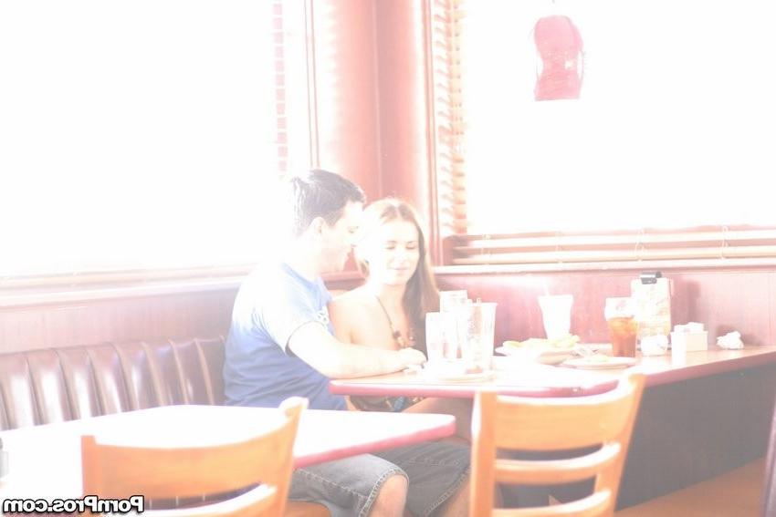 16P sexy chick caught by spycam dating with other guy
