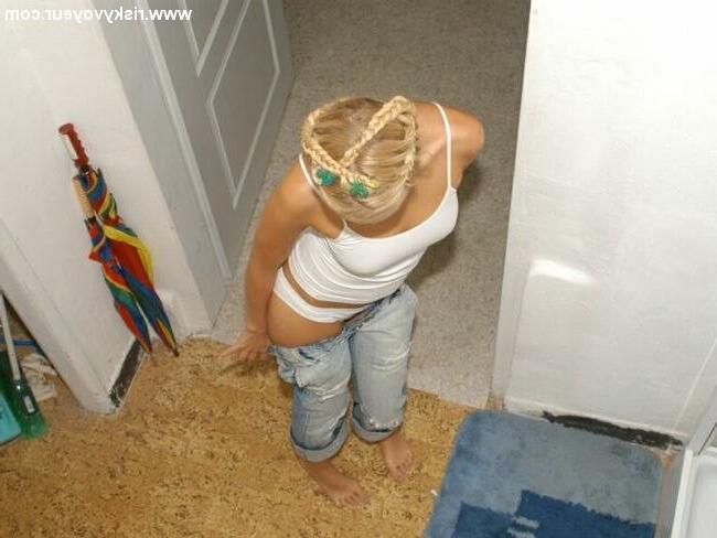 16P Blond roomies caught by a spycam in their shower