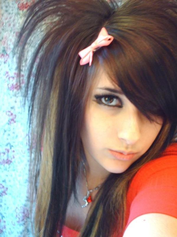 15P Selfshot emo girlfriend teasing in panties