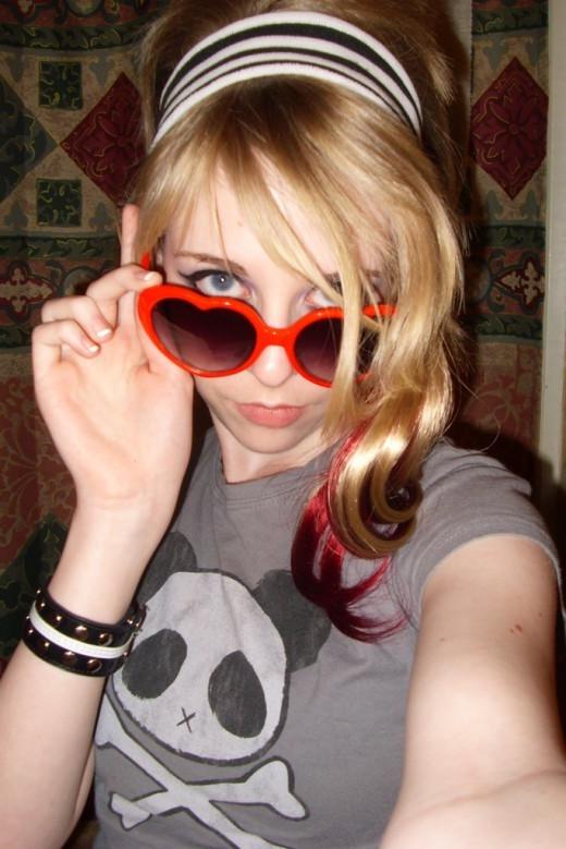 15P Selfshot emo girlfriend teasing in panties