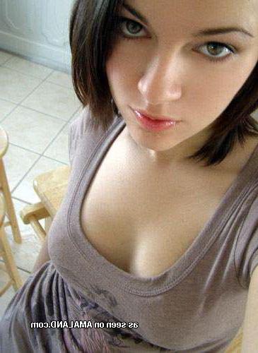 15P Perky selfshot amateur teens tease on camera