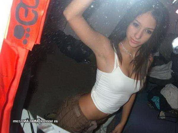 15P Perky selfshot amateur teens tease on camera