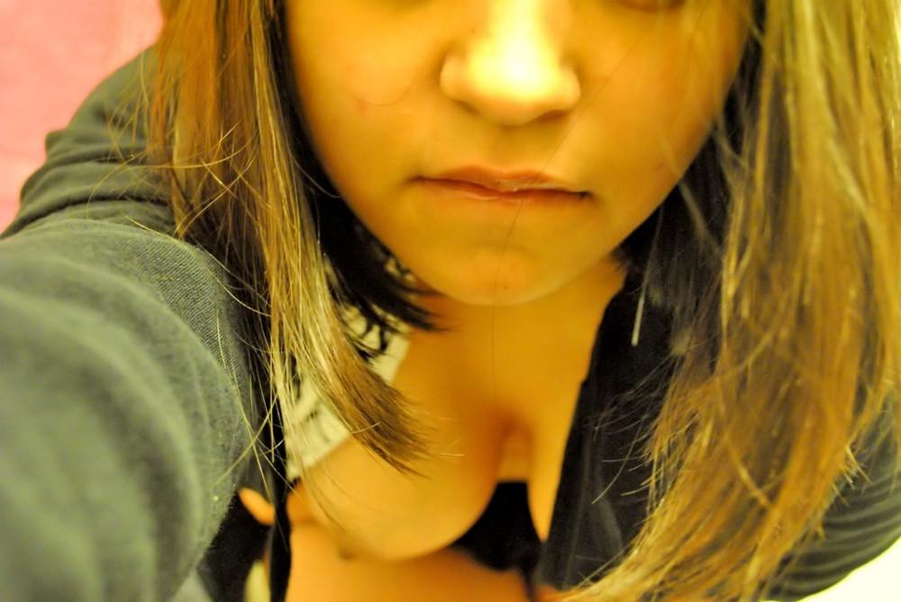 15P Hot crazy amateur girls shooting themselves shameless