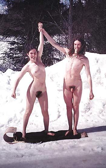 20P Naked couple 32.