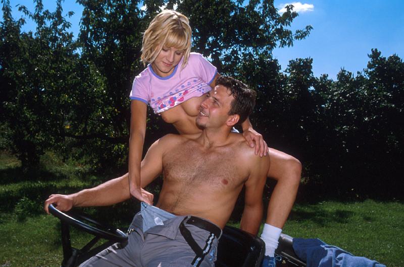 18P Naughty teen gets fucked in the garden