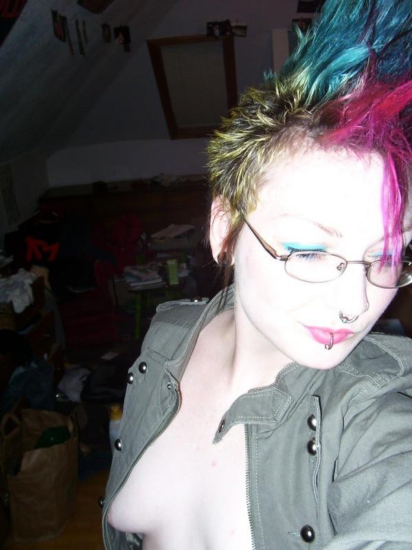 15P Assorted tattooed alternative emo teen girlfriends