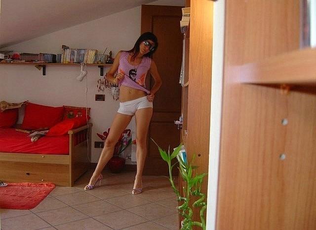 15P Hot crazy amateur teens shooting themselves shameless