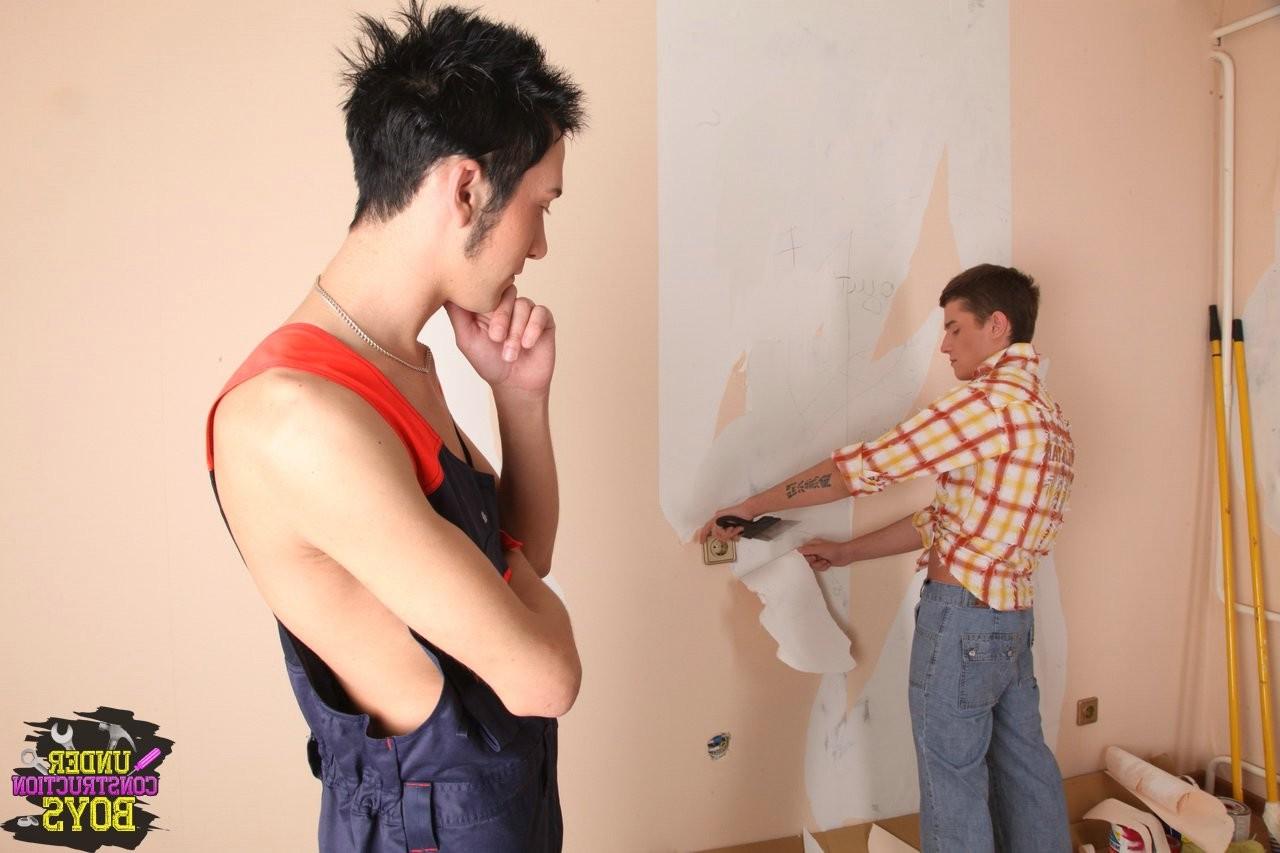 15P Horny teen twinks fuck each other while painting the wall