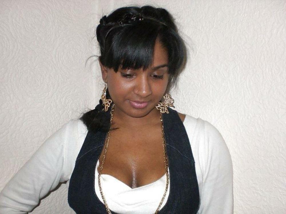 15P Indian gfs are posing and fucking gallery 7