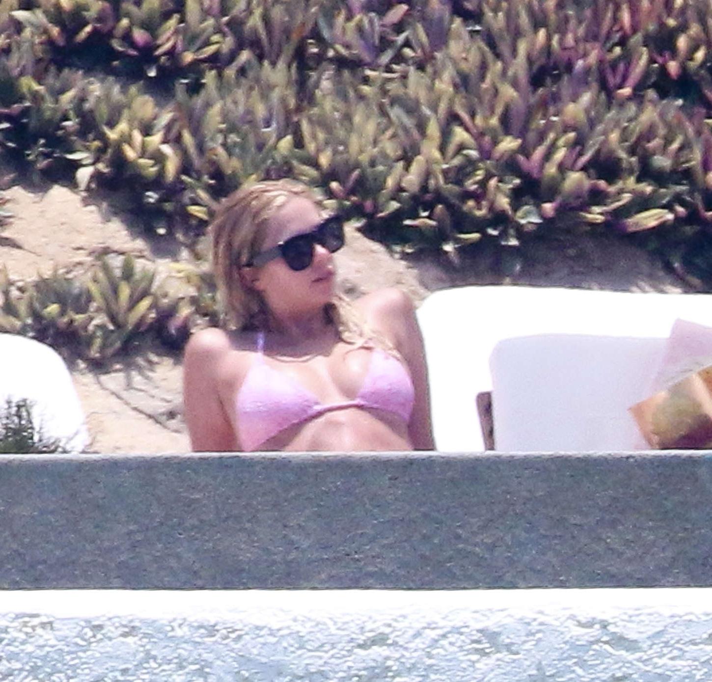 25P Ashley Benson Caught in Bikini