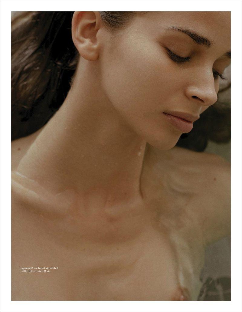 10P Laissa Medeiros: Melancholic Topless Photoshoot