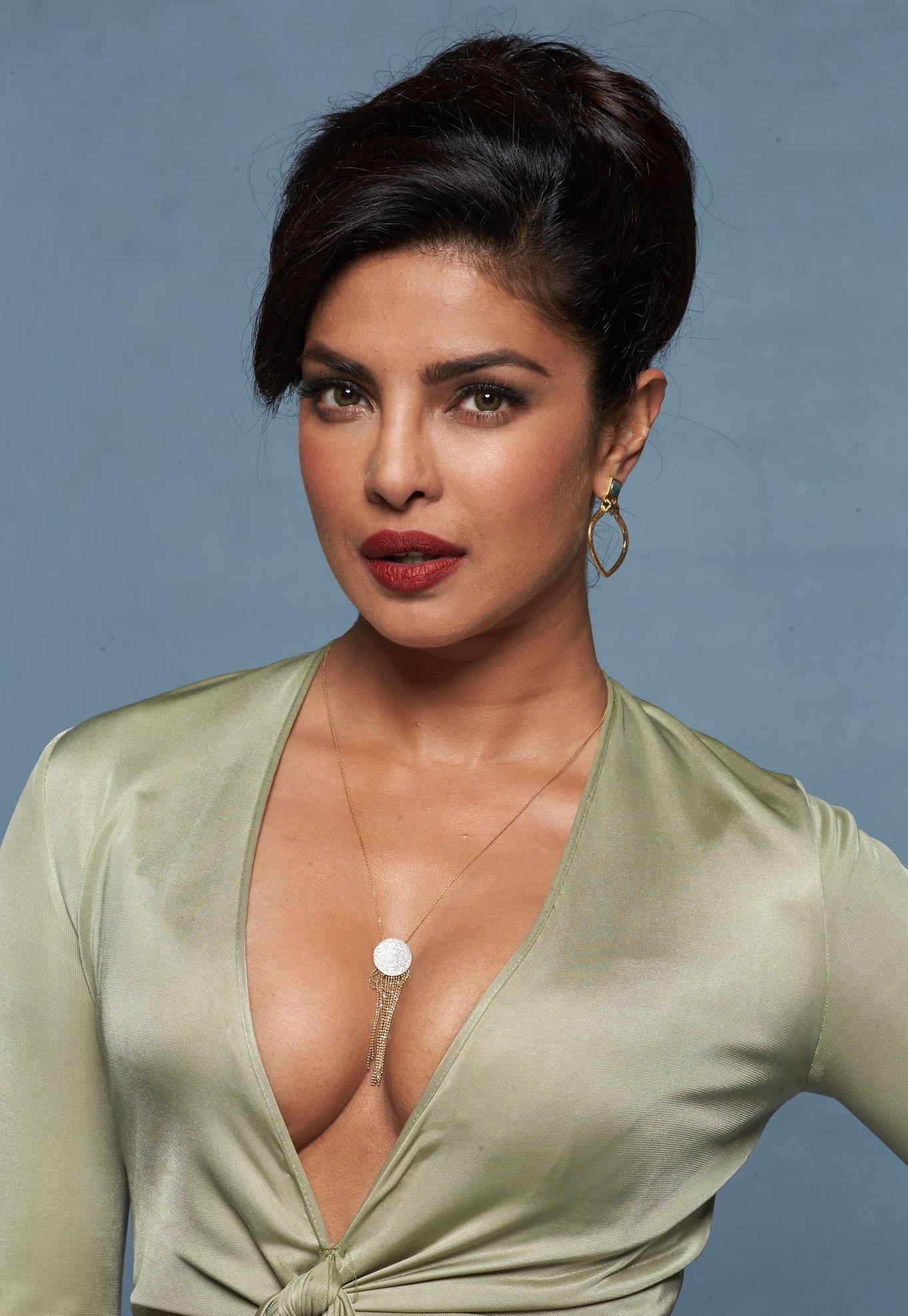 13P Priyanka Chopra Is Your Favorite Indian Babe