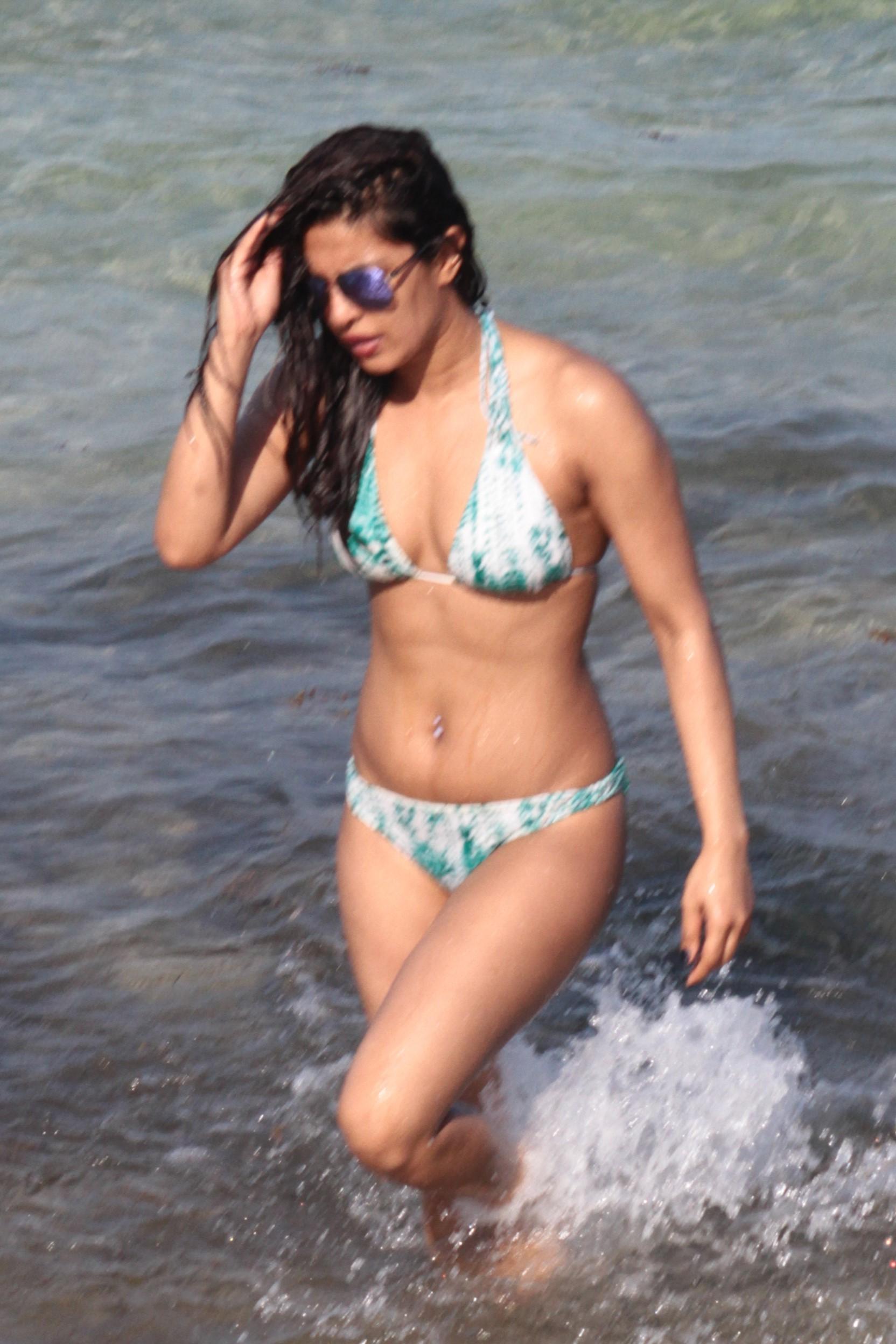 25P Priyanka Chopra Caught Looking Hot On A Beach