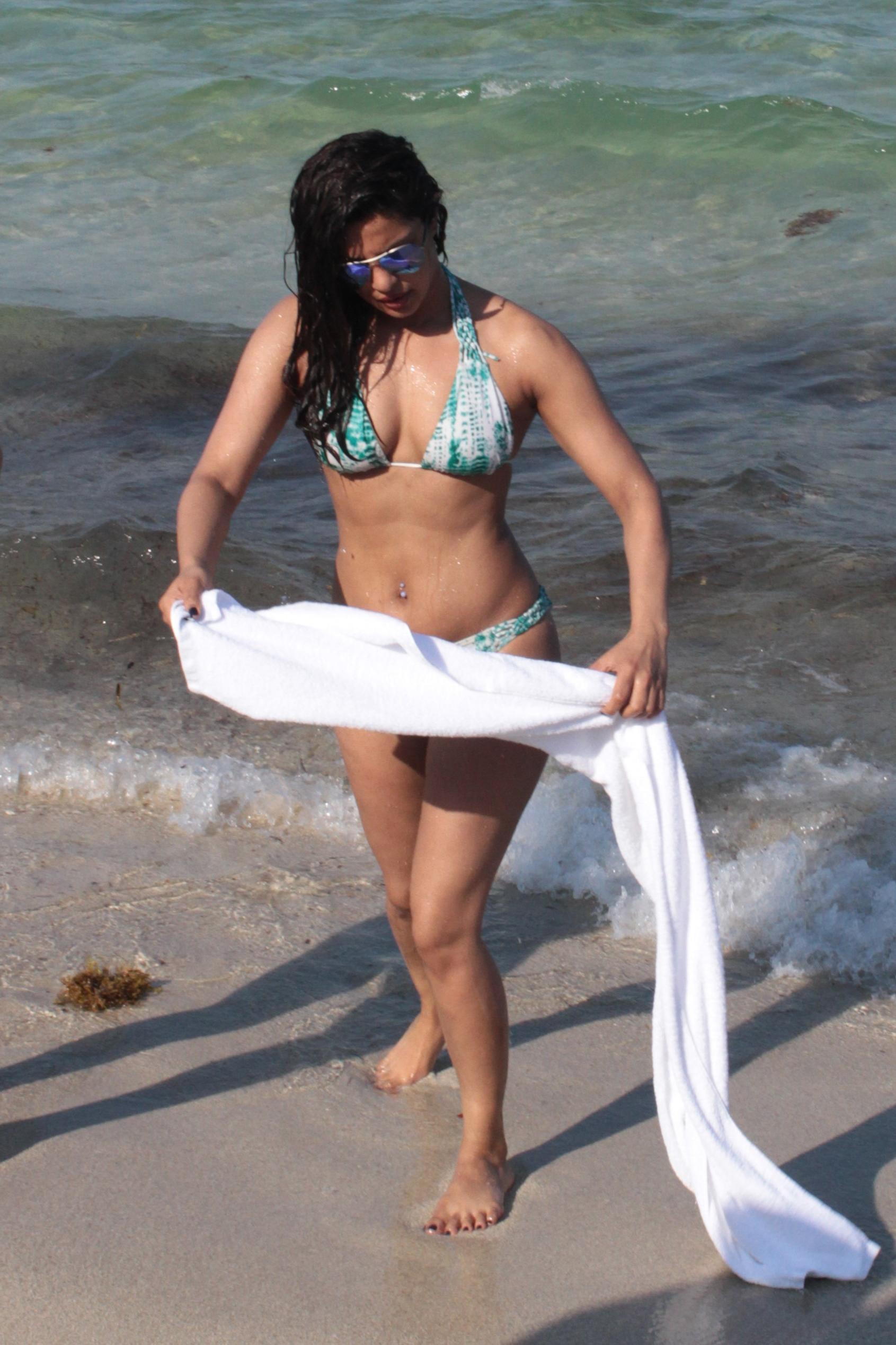 25P Priyanka Chopra Caught Looking Hot On A Beach