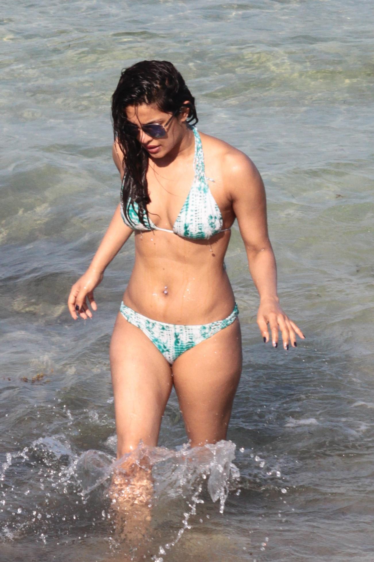 25P Priyanka Chopra Caught Looking Hot On A Beach