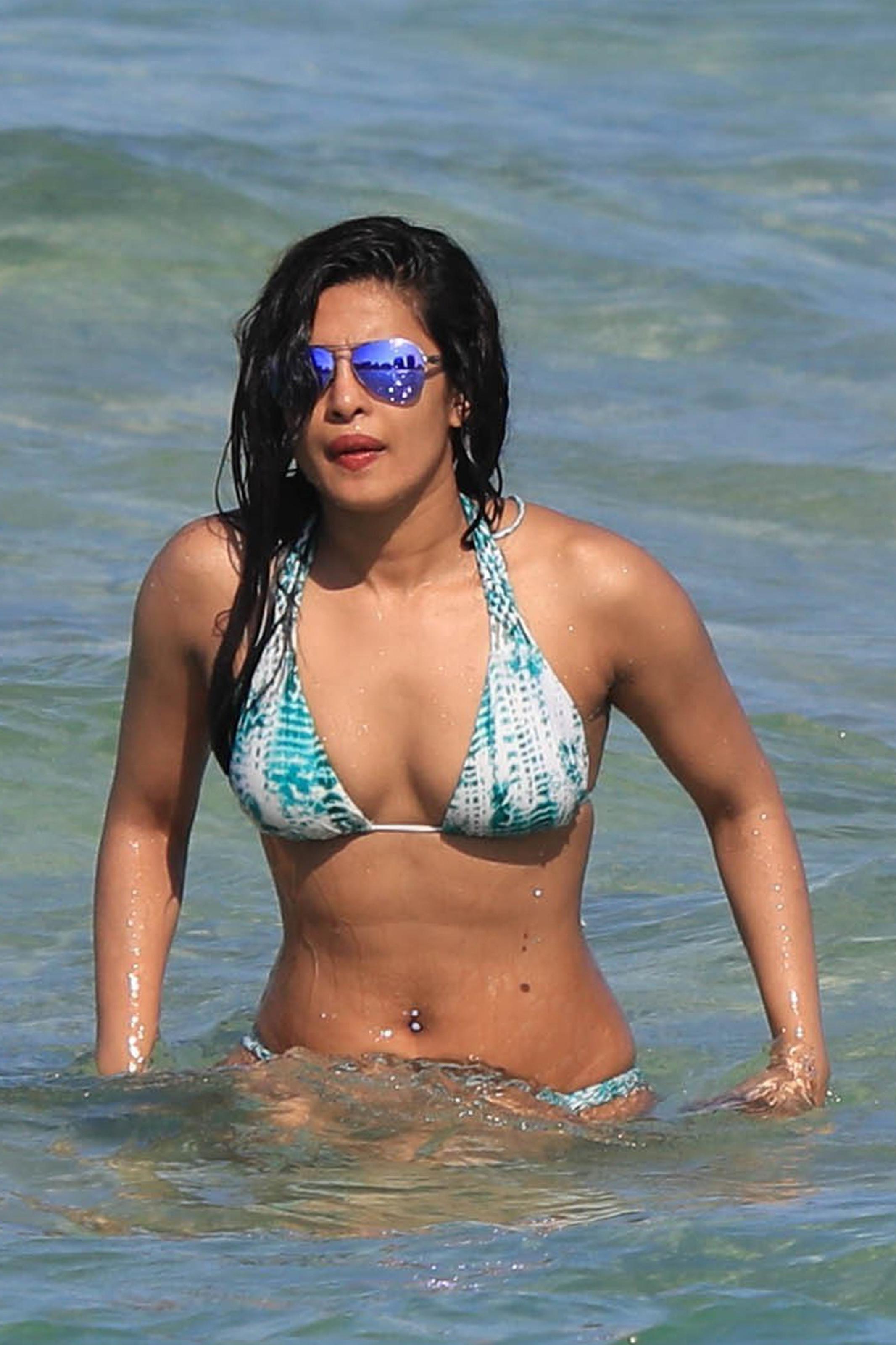 25P Priyanka Chopra Caught Looking Hot On A Beach