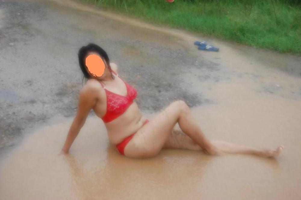 25P Indian girl outdoors