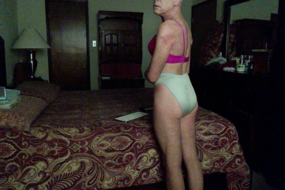 10P Sexy Petite Slim Crozzdresser
