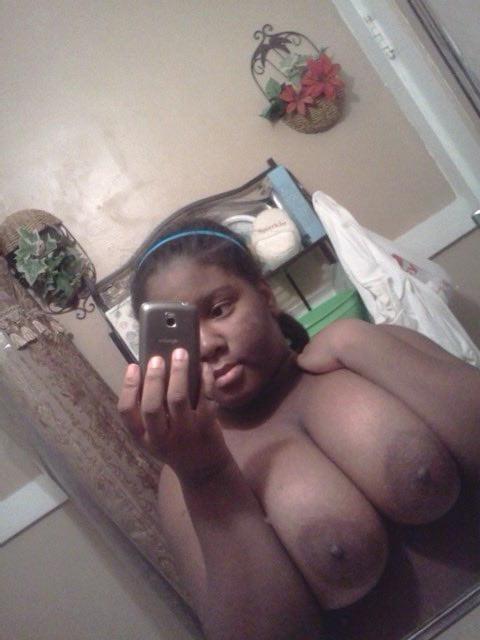 25P Ebony Teen Thots Nude