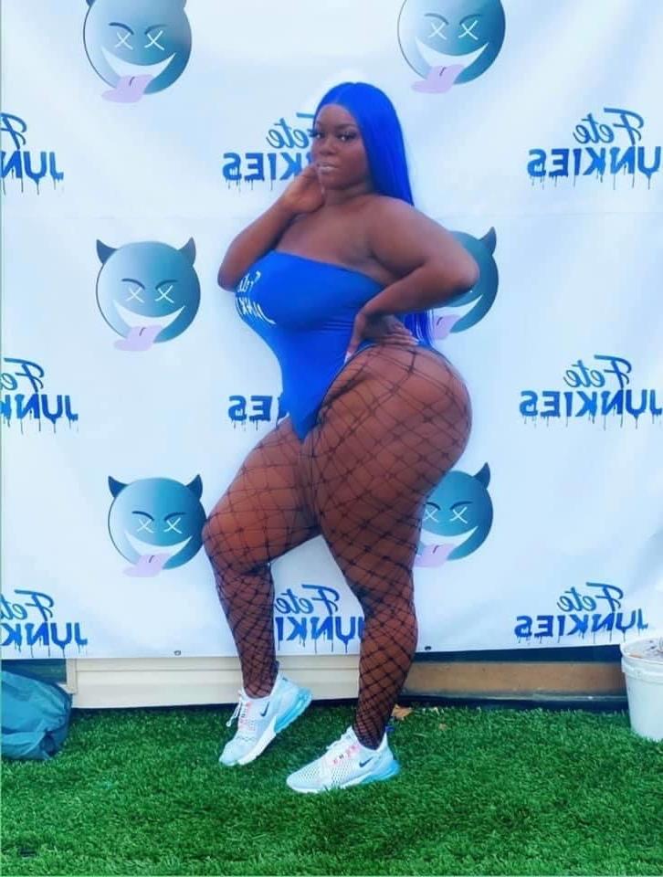 14P BBW Baddies 23