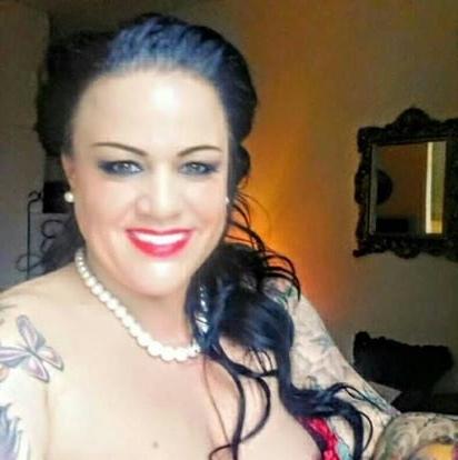 5P Hungarian BBW London Escort Ella