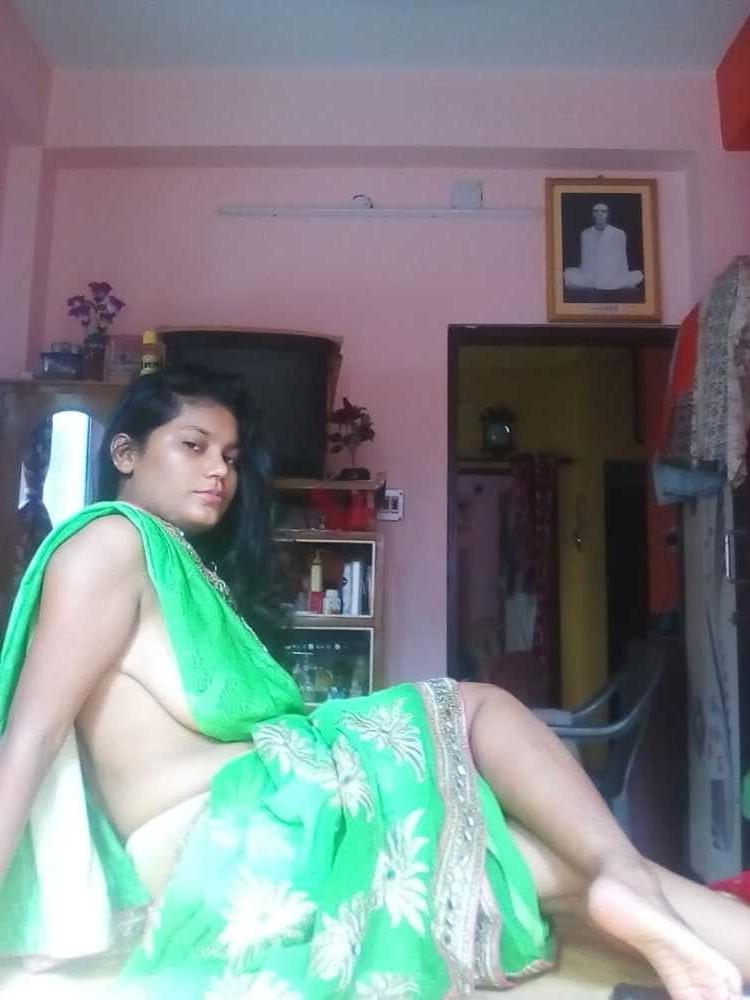 25P Nude slutty sexy wife indian desi