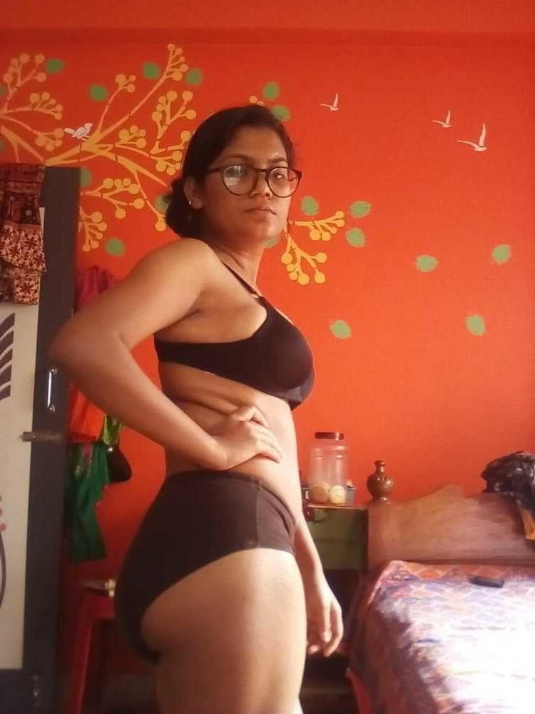 25P Nude slutty sexy wife indian desi