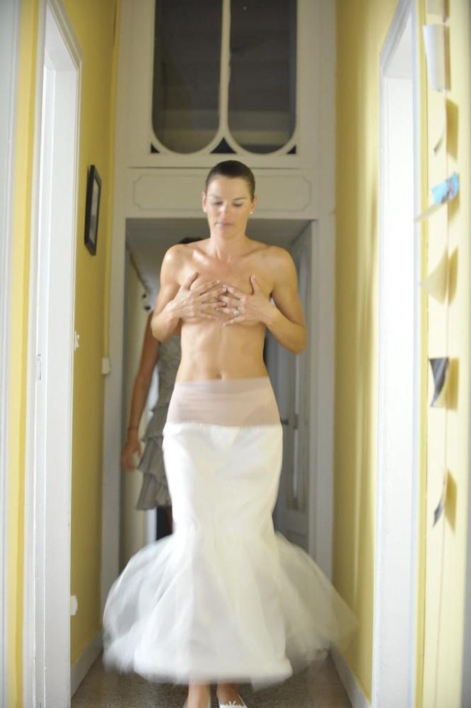 25P Hot Wife