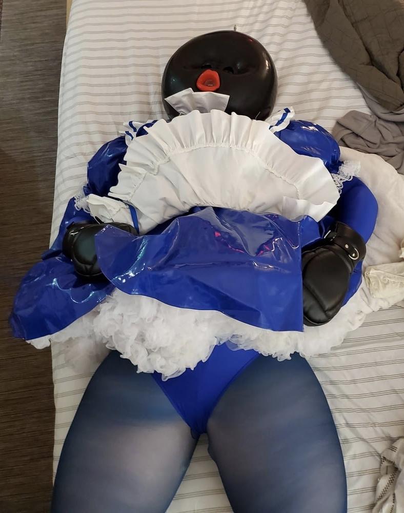 21P Inflatable Blue Ballhood Frilly Maid