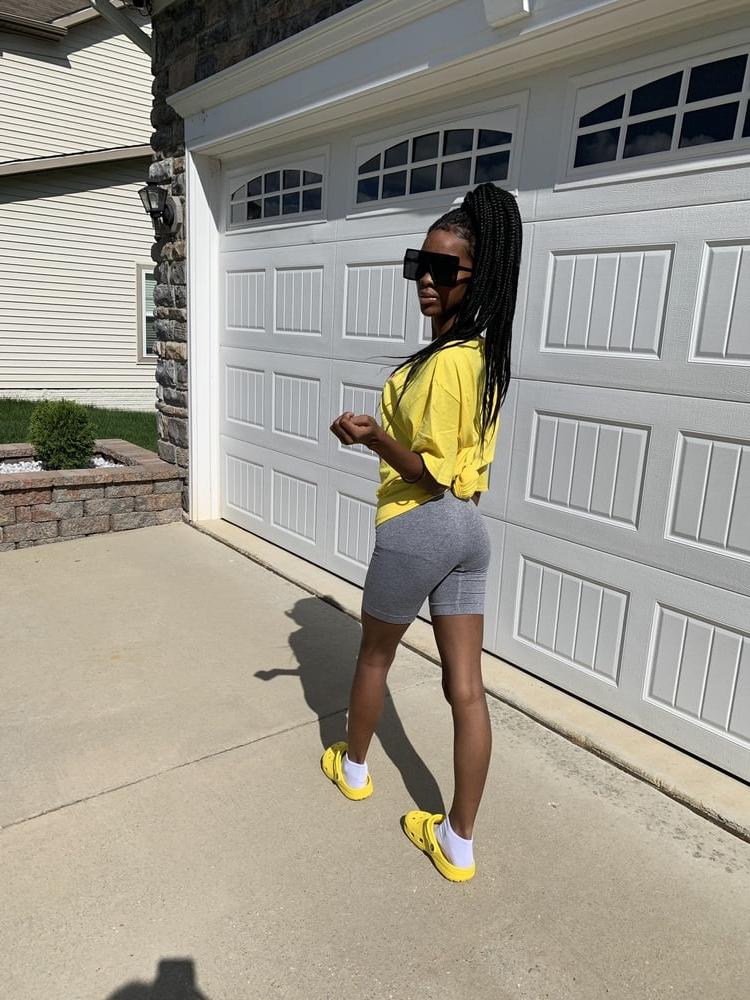 8P Skinny ebony teen non nude