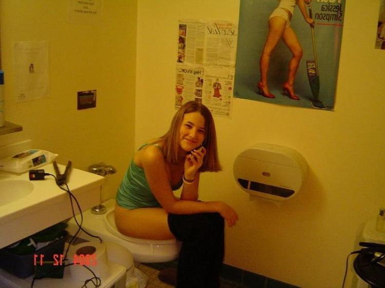 25P Caught Peeing Exposed and Humiliated 6