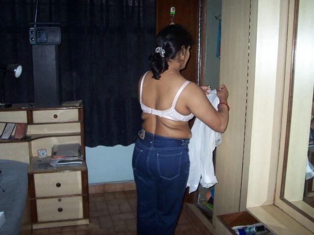 25P Indian Aunty 21