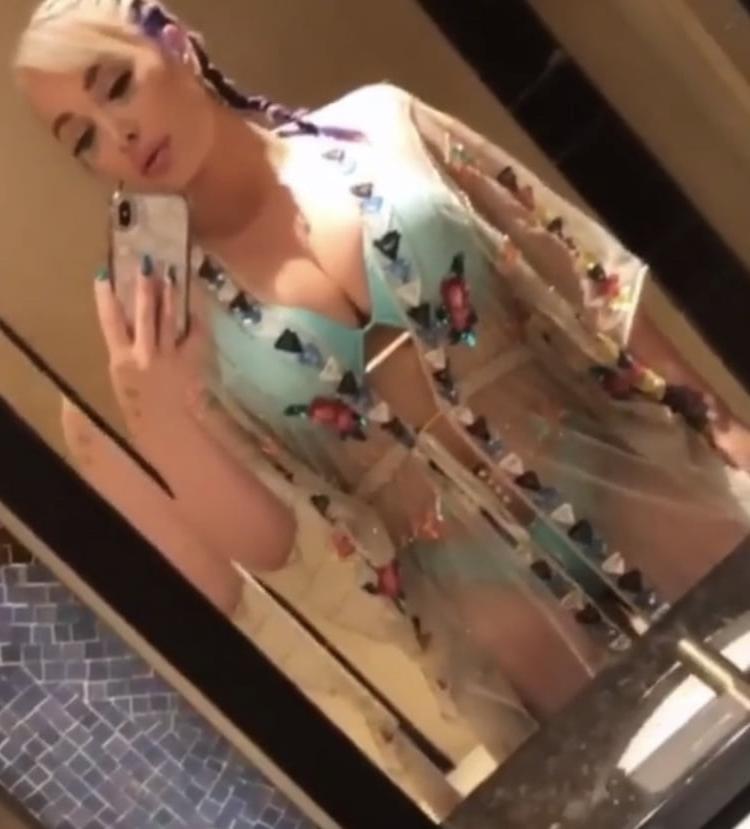 25P Smoking Hot Rachel and Tara From Illinois