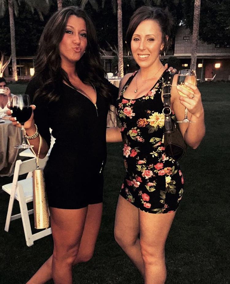 25P Smoking Hot Rachel and Tara From Illinois